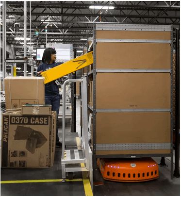 亚马逊部署新自动化机器 取代仓库中订单打包工人